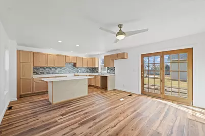 325 N Market Street, Hoopeston, IL 60942 - Photo 7