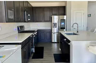 2104 Tremont Ave, Yorkville, IL 60560 - Photo 7