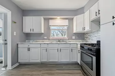 542 Winston Lane, Chicago Heights, IL 60411 - Photo 9