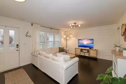 724 S Jefferson Street, Batavia, IL 60510 - Photo 3