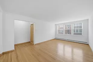 2429 W Farragut Ave, Chicago, IL 60625 - Photo 7