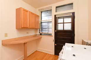 2850 W Cullom Ave, Chicago, IL 60618 - Photo 5