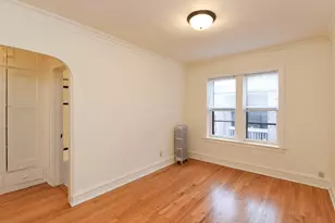 2850 W Cullom Ave, Chicago, IL 60618 - Photo 9