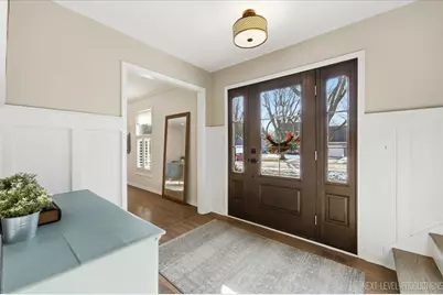 1919 Sheffield Lane, Geneva, IL 60134 - Photo 5