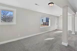 1208 S Union St, Aurora, IL 60505 - Photo 3