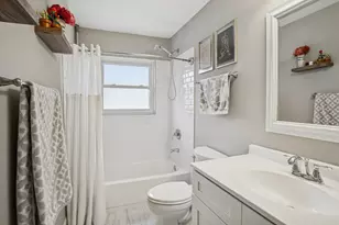 988 Cooper Ct, Elk Grove Village, IL 60007 - Photo 17