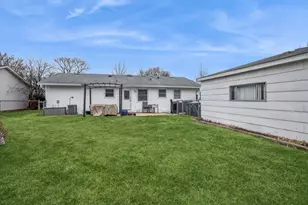 988 Cooper Ct, Elk Grove Village, IL 60007 - Photo 19