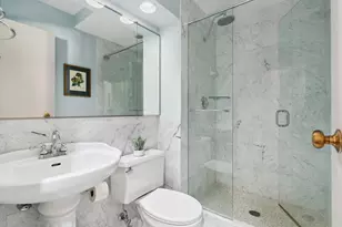 400 E Ohio St, Chicago, IL 60611 - Photo 19