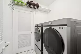 1407 N Campbell Ave, Chicago, IL 60622 - Photo 23