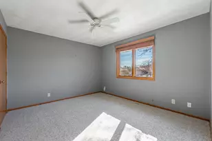 160 Nelson Pkwy, Cherry Valley, IL 61016 - Photo 15