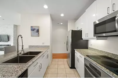 737 W Washington Boulevard #1902, Chicago, IL 60661 - Photo 9