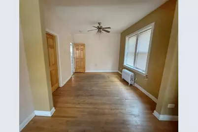 913 N Kedvale Avenue, Chicago, IL 60651 - Photo 5