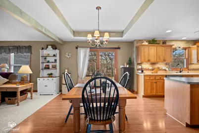 735 Meadow Wood Drive, Joliet, IL 60431 - Photo 15