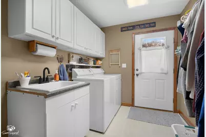 735 Meadow Wood Drive, Joliet, IL 60431 - Photo 21