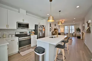 30W024 Brayman Ct, Warrenville, IL 60563 - Photo 23