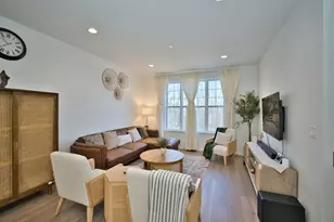 30W024 Brayman Ct, Warrenville, IL 60563 - Photo 13