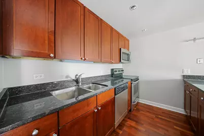 30 E Huron Street #1904, Chicago, IL 60611 - Photo 5