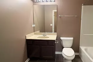 2250 Aurora Dr, Pingree Grove, IL 60140 - Photo 9