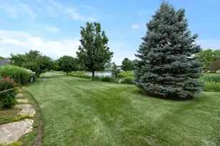 877 Elm St, Sugar Grove, IL 60554 - Photo 33