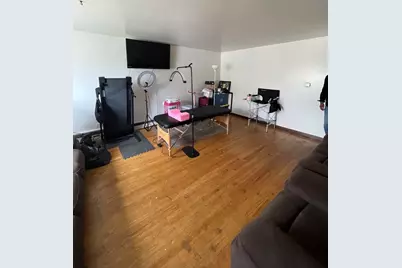 1600 Memorial Drive, Calumet City, IL 60409 - Photo 3