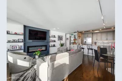 400 E Randolph Street #3715, Chicago, IL 60601 - Photo 13