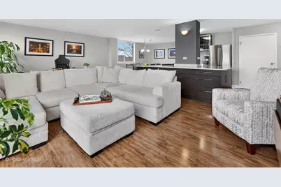 40 N Tower Road #2F, Oak Brook, IL 60523 - Photo 7