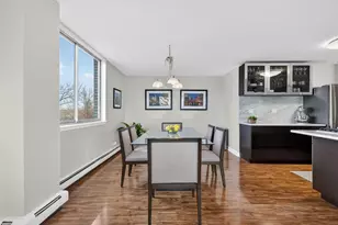 40 N Tower Rd, Oak Brook, IL 60523 - Photo 17