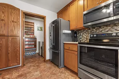 105 Rollin, Lena, IL 61048 - Photo 9