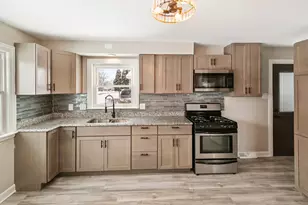 191 Kathleen Ln, Chicago Heights, IL 60411 - Photo 7