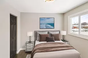 191 Kathleen Ln, Chicago Heights, IL 60411 - Photo 13