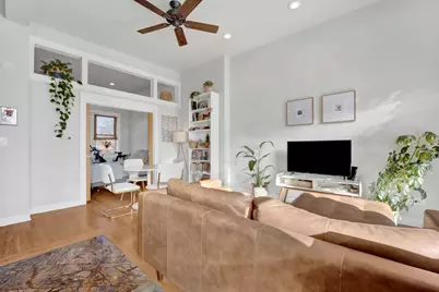 3107 W George Street #3, Chicago, IL 60618 - Photo 9