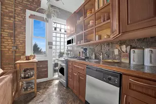 3107 W George St, Chicago, IL 60618 - Photo 5