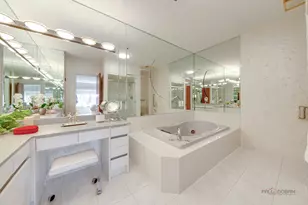 209 Rivershire Ln, Lincolnshire, IL 60069 - Photo 31