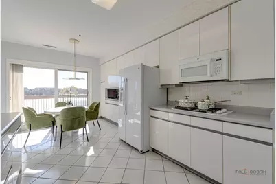 209 Rivershire Lane #203, Lincolnshire, IL 60069 - Photo 19