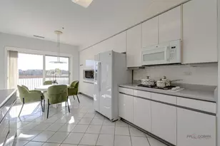 209 Rivershire Ln, Lincolnshire, IL 60069 - Photo 19