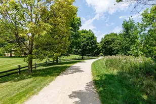 209 Rivershire Ln, Lincolnshire, IL 60069 - Photo 43