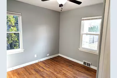 1106 N Main Street, Naperville, IL 60563 - Photo 7