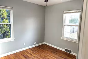 1106 N Main St, Naperville, IL 60563 - Photo 7