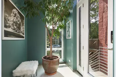 2334 W Ohio Street, Chicago, IL 60612 - Photo 3