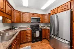 17 Sorrento Dr, Palos Heights, IL 60463 - Photo 5