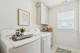 885 Geneva Rd, Saint Charles, IL 60174 - Photo 29