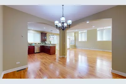 28 Legacy Lane, Wheeling, IL 60090 - Photo 13