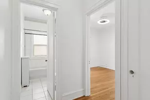 848 Hinman Ave, Evanston, IL 60202 - Photo 5