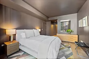 744 N Clark St, Chicago, IL 60610 - Photo 27