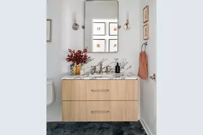 744 N Clark Street #1001, Chicago, IL 60610 - Photo 31