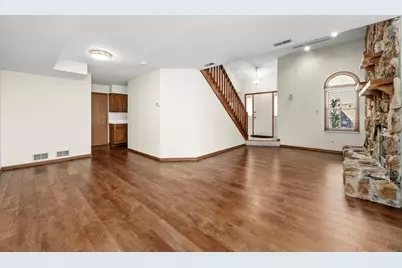 [Address not provided], Orland Park, IL 60462 - Photo 7