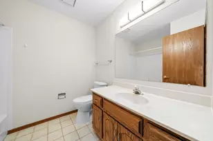 9309 Wherry Ln, Orland Park, IL 60462 - Photo 11