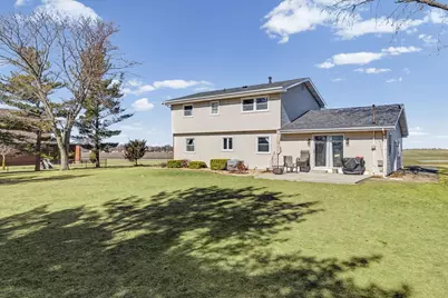 913 E 1st Street, Gibson City, IL 60936 - Photo 3