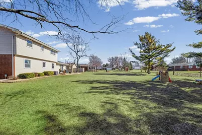 913 E 1st Street, Gibson City, IL 60936 - Photo 37