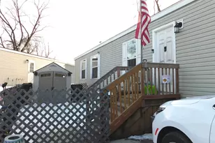 773 Maple Ln, Justice, IL 60458 - Photo 13